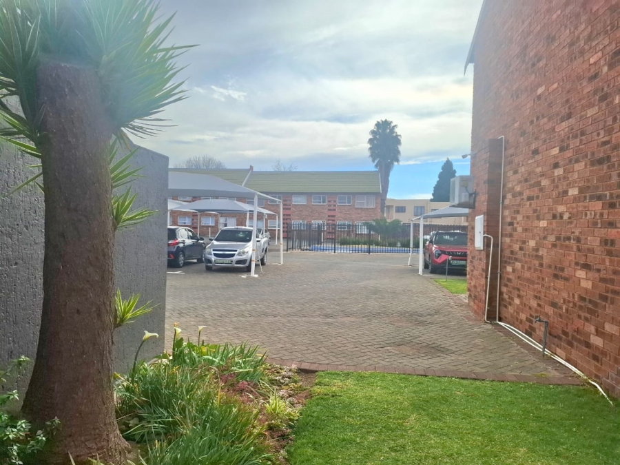 1 Bedroom Property for Sale in Pellissier Free State